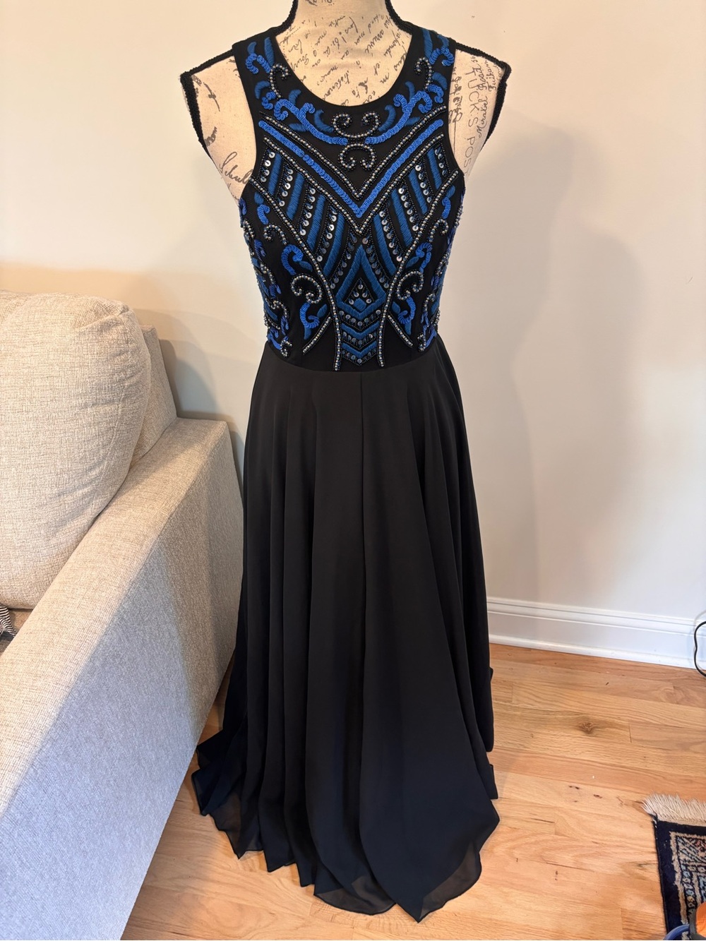 Parker Belize Gown in blue and black size 0